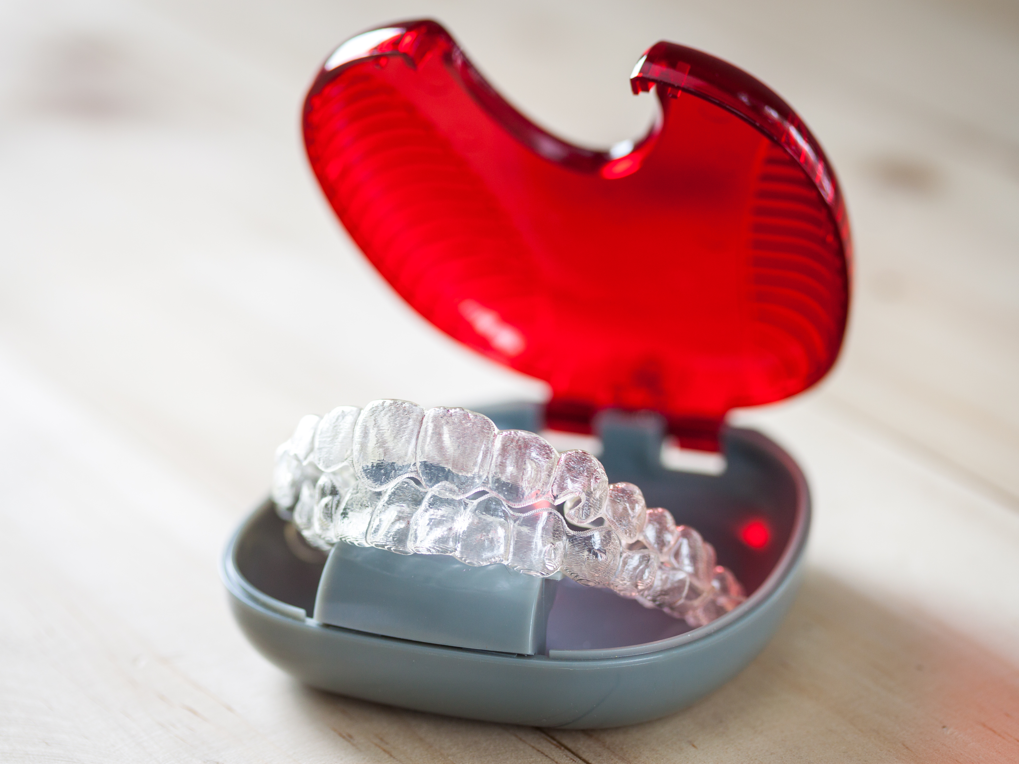 invisalign travel case